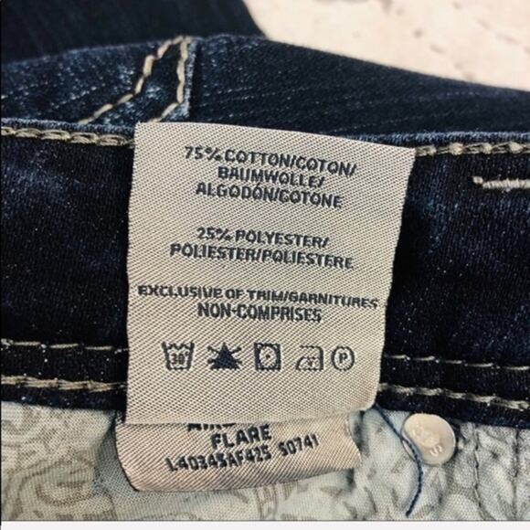 Silver Aiko Kick Flare Dark Wash Cropped Jeans Sz 30 Capri - Picture 7 of 9